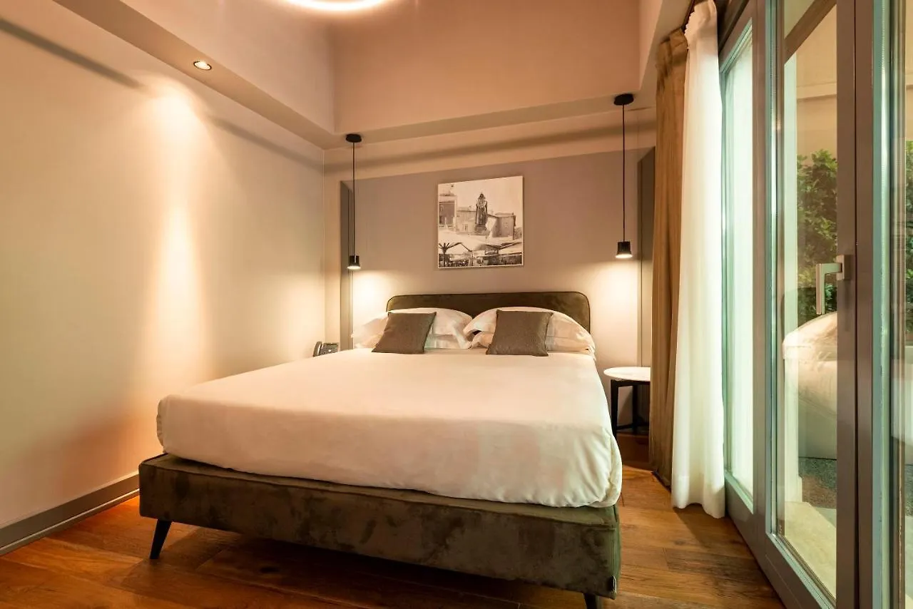 Loly Boutique Hotel Roma 4*, Рим